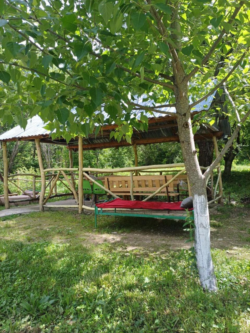 Basuta Guesthouse Kapan Dış mekan fotoğraf